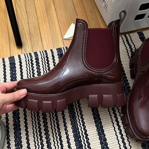 Maroon patent leather platform Chelsea boot